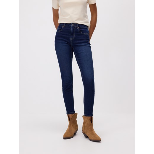 Reserved - Jeansy slim fit push up - granatowy ze sklepu Reserved w kategorii Jeansy damskie - zdjęcie 186737429