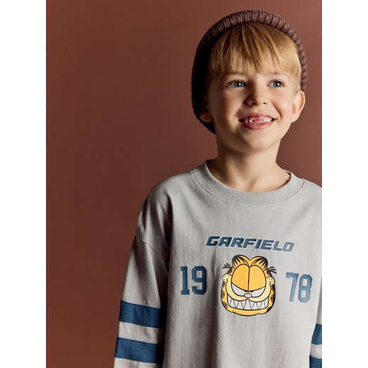 Reserved - Longsleeve GARFIELD - jasnoszary ze sklepu Reserved w kategorii T-shirty chłopięce - zdjęcie 186739368