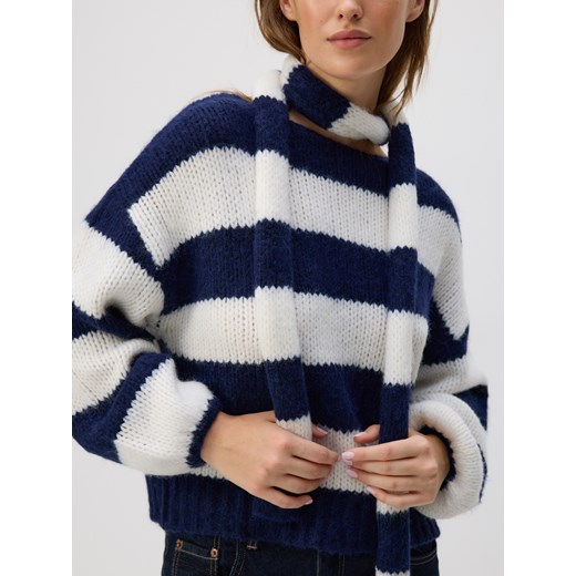 Reserved - Sweter z szalem - granatowy ze sklepu Reserved w kategorii Swetry damskie - zdjęcie 186742436