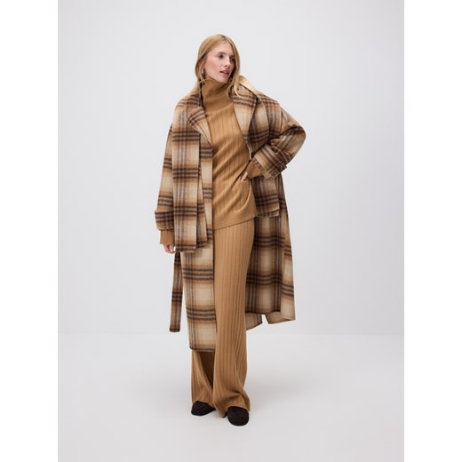 Reserved - Dzianinowe spodnie w prążek - brązowy ze sklepu Reserved w kategorii Spodnie damskie - zdjęcie 186742578