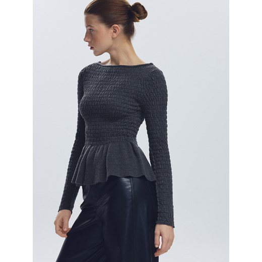 Reserved - Kreszowana bluzka z baskinką - ciemnoszary ze sklepu Reserved w kategorii Bluzki damskie - zdjęcie 186745187