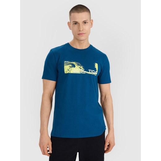 Męski t-shirt z nadrukiem 4F 4FWSS25TTSHM2030 - turkusowy ze sklepu Sportstylestory.com w kategorii T-shirty męskie - zdjęcie 186749076