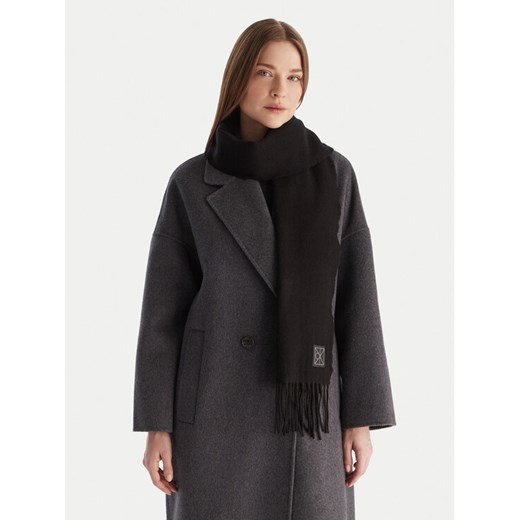 Szalik Calvin Klein Emblem LV04D8015G Czarny ze sklepu eobuwie.pl w kategorii Szaliki i chusty damskie - zdjęcie 186751128