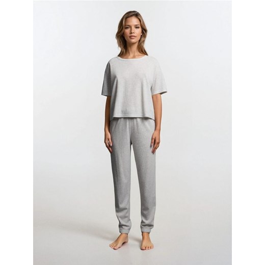 Sinsay - Prążkowana piżama dwuczęściowa - szary ze sklepu Sinsay w kategorii Piżamy damskie - zdjęcie 186755336