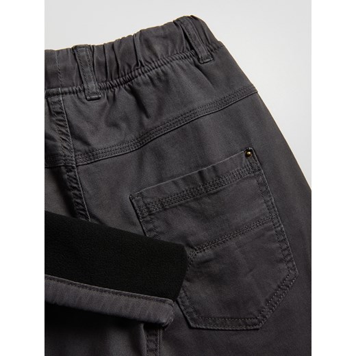 Reserved - Ocieplane spodnie - ciemnoszary ze sklepu Reserved w kategorii Spodnie chłopięce - zdjęcie 186757778