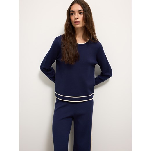 Mohito - Granatowy sweter z wiskozą - granatowy ze sklepu Mohito w kategorii Swetry damskie - zdjęcie 186758646