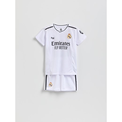 Reserved - Komplet Real Madrid Mbappe - biały ze sklepu Reserved w kategorii Komplety chłopięce - zdjęcie 186760085
