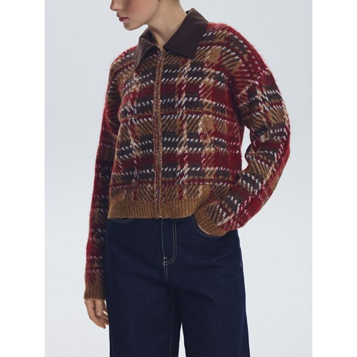 Reserved - Sweter z kontrastowym kołnierzem - wielobarwny ze sklepu Reserved w kategorii Swetry damskie - zdjęcie 186763858