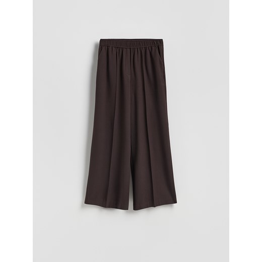 Reserved - Spodnie wide leg z kantem - ciemnobrązowy - id: 960BU-89M - marki Reserved - 186774078 Reserved - Spodnie wide leg z kantem - ciemnobrązowy ze sklepu Reserved w kategorii Spodnie damskie - zdjęcie 186774078
