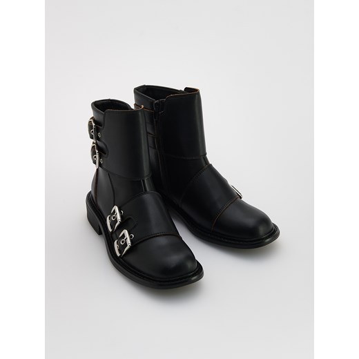 Reserved - Skórzane botki z klamrami - czarny Reserved 39 Reserved