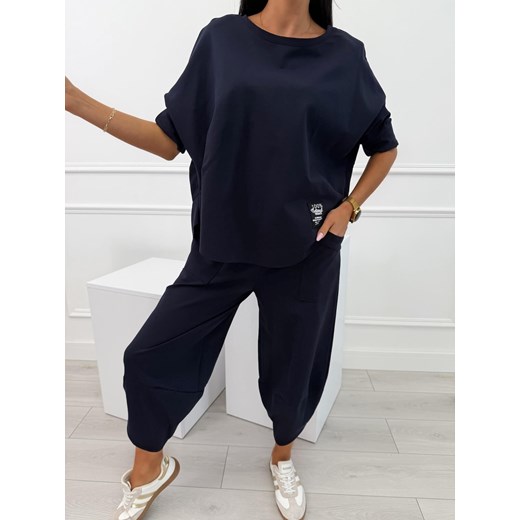 Granatowy Dresowy Komplet o Luźnym Kroju ze sklepu ModnaKiecka.pl w kategorii Komplety i garnitury damskie - zdjęcie 186777806