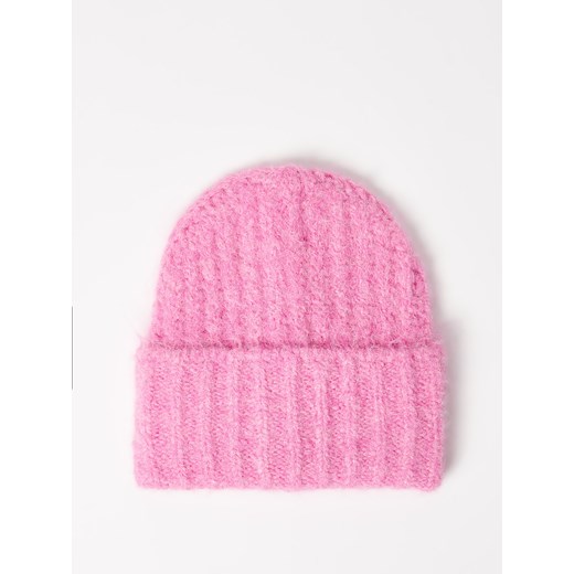 Mohito - Różowa czapka beanie - różowy - id: 901HM-30X - marki Mohito - 186777859 Mohito - Różowa czapka beanie - różowy ze sklepu Mohito w kategorii Czapki zimowe damskie - zdjęcie 186777859