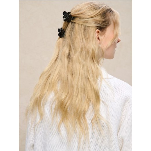 Sinsay - Klamra do włosów w kształcie kwiata 4 pack - wielobarwny ze sklepu Sinsay w kategorii Spinki - zdjęcie 186780797