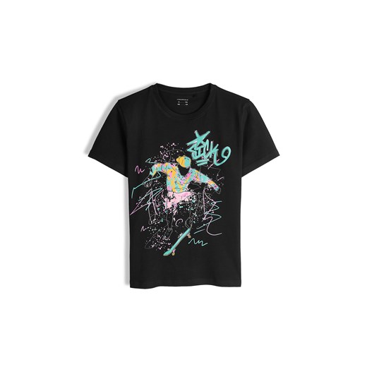 GATE Bawełniana koszulka z nadrukiem 8Y ze sklepu gateshop w kategorii T-shirty chłopięce - zdjęcie 186782107