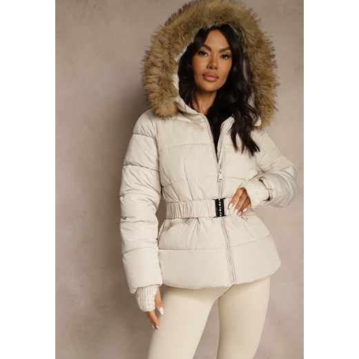 Beżowa Kurtka Pikowana z Nieodpinanym Kapturem Futerkiem i Paskiem Retelda ze sklepu renee.pl w kategorii Kurtki damskie - zdjęcie 186782867