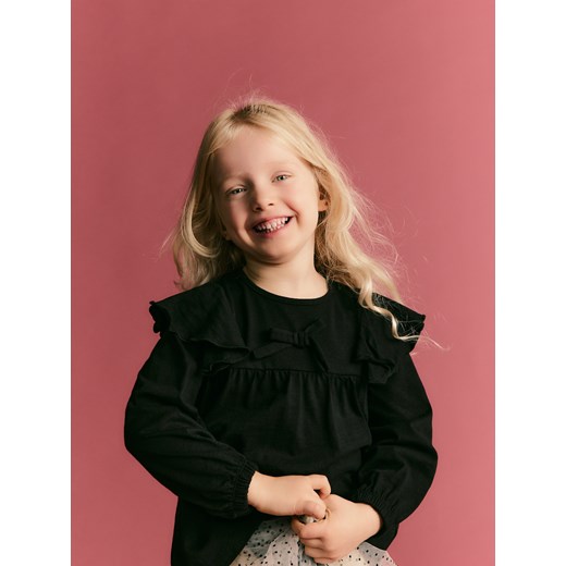 Reserved - Bluzka z falbankami - czarny ze sklepu Reserved w kategorii Bluzki dziewczęce - zdjęcie 186783188