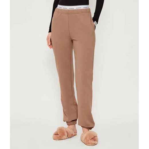 Guess Underwear  Spodnie dresowe SOFIA | Regular Fit ze sklepu Gomez Fashion Store w kategorii Spodnie damskie - zdjęcie 186785005