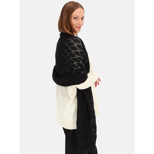 Czarny ażurowy wełniany szal Potis & Verso ze sklepu Eye For Fashion w kategorii Szaliki i chusty damskie - zdjęcie 186792548
