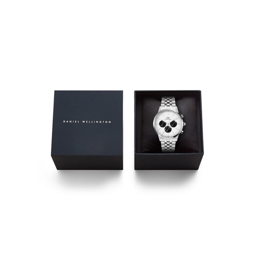 Zegarek Daniel Wellington Iconic Chronograph DW00100872 Srebrny ze sklepu eobuwie.pl w kategorii Zegarki - zdjęcie 186793246