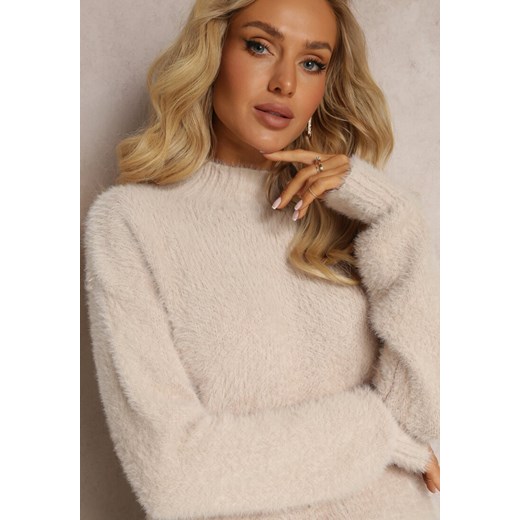 Beżowy Dzianinowy Sweter z Dłuższym Włosiem i Półgolfem Christiam Renee ONE SIZE renee.pl