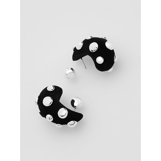 Reserved - Welurowe kolczyki z ćwiekami - czarny Reserved ONE SIZE Reserved