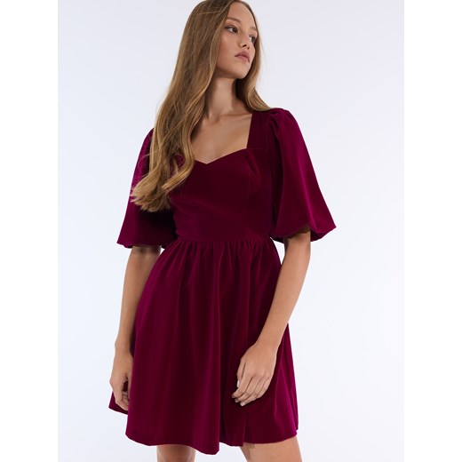 Mohito - Welurowa sukienka mini - fioletowy Mohito 44 Mohito