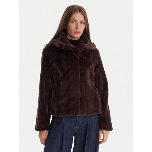 Guess Futro W0BL0N WDCH0 Brązowy Regular Fit - id: 0000305460882 - marki Guess - 186806217 Guess Futro W0BL0N WDCH0 Brązowy Regular Fit ze sklepu MODIVO w kategorii Futra damskie - zdjęcie 186806217
