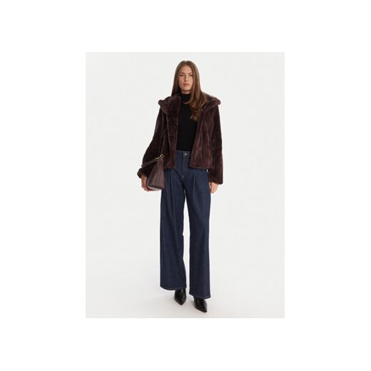 Guess Futro W0BL0N WDCH0 Brązowy Regular Fit Guess XL MODIVO