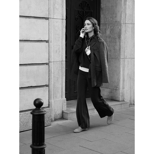 Reserved - Marynarka oversize z wełną - ciemnoszary - id: WM907-90M - marki Reserved - 186807498 Reserved - Marynarka oversize z wełną - ciemnoszary ze sklepu Reserved w kategorii Marynarki damskie - zdjęcie 186807498