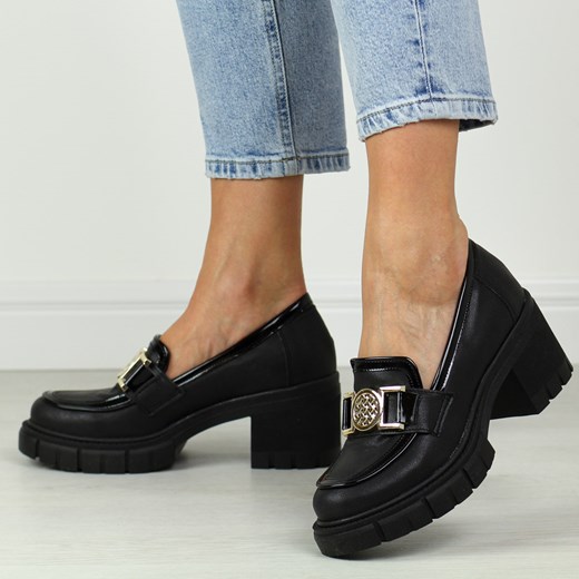 Czarne dub Polskie mokasyny damskie na obcasie, loafersy Deoni D305 ze sklepu suzana.pl w kategorii Mokasyny damskie - zdjęcie 186814995