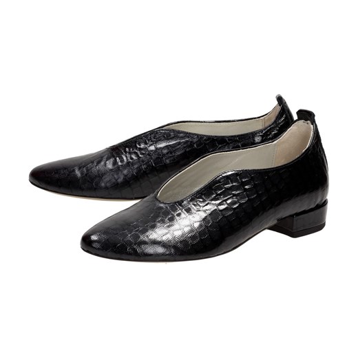 Czarne Polskie półbuty damskie Suzana 4060 Kr ze sklepu suzana.pl w kategorii Półbuty damskie - zdjęcie 186815176