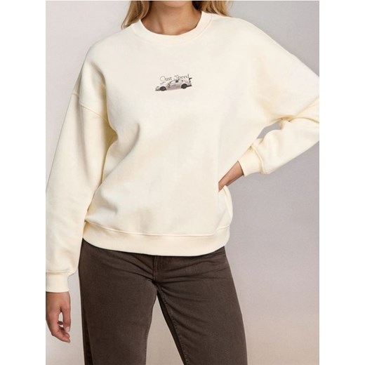 Sinsay - Bluza crewneck z nadrukiem - kremowy - id: 450HN-01X - marki Sinsay - 186825727 Sinsay - Bluza crewneck z nadrukiem - kremowy ze sklepu Sinsay w kategorii Bluzy damskie - zdjęcie 186825727