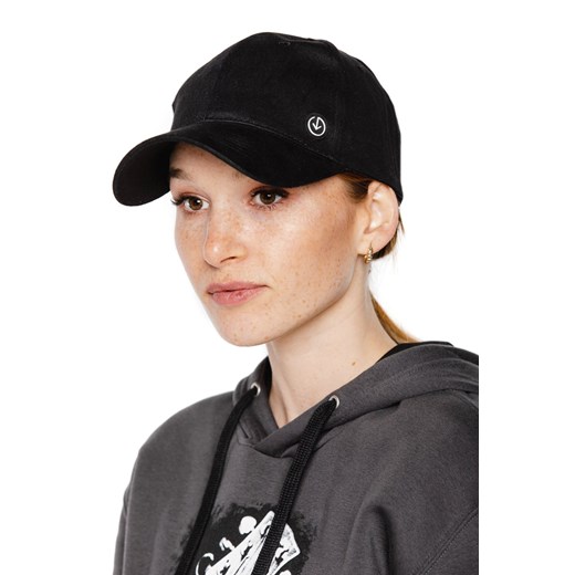 Czapka z daszkiem Underworld czarna ze sklepu morillo w kategorii Czapki z daszkiem damskie - zdjęcie 187047565