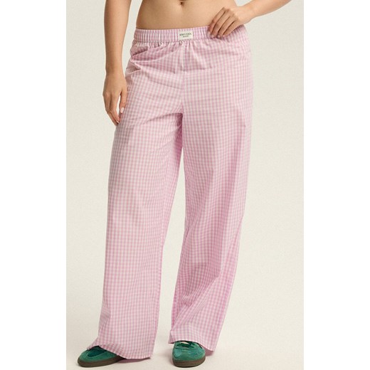 Esotiq spodnie w kratę Bloovii Locklyn 43755-03X, Kolor różowo-biały, Rozmiar L, BLOOVII ze sklepu Intymna w kategorii Piżamy damskie - zdjęcie 187057477