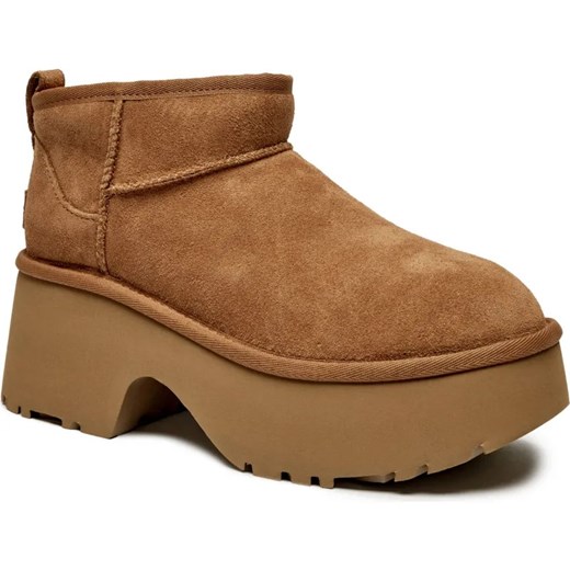 UGG Śniegowce Classic Ultra Mini New Heights | wełna | zamsz ze sklepu Gomez Fashion Store w kategorii Śniegowce damskie - zdjęcie 187058387