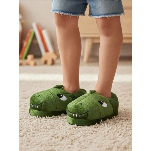 Sinsay - Pluszowe kapcie z elementami dinozaura 3D - zielony - id: 7833R-65X - marki Sinsay - 187190225 Sinsay - Pluszowe kapcie z elementami dinozaura 3D - zielony ze sklepu Sinsay w kategorii Kapcie dziecięce - zdjęcie 187190225