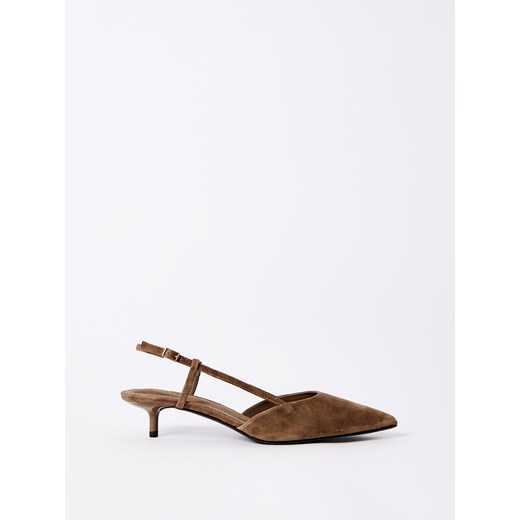 Mohito - Zamszowe czółenka na szpilce - brązowy ze sklepu Mohito w kategorii Czółenka - zdjęcie 187196128