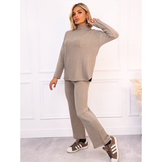 DZIANINOWY KOMPLET SWETER Z PÓŁGOLFEM+ SZEROKIE SPODNIE- CIEMNO SZARY - id: 20548 - marki Olika - 187206818 DZIANINOWY KOMPLET SWETER Z PÓŁGOLFEM+ SZEROKIE SPODNIE- CIEMNO SZARY ze sklepu olika.com.pl w kategorii Komplety i garnitury damskie - zdjęcie 187206818