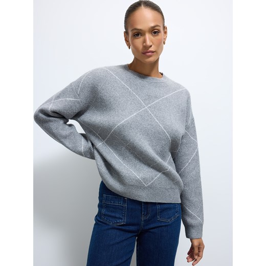 Mohito - Szary sweter z geometrycznym wzorem - szary ze sklepu Mohito w kategorii Swetry damskie - zdjęcie 187207427
