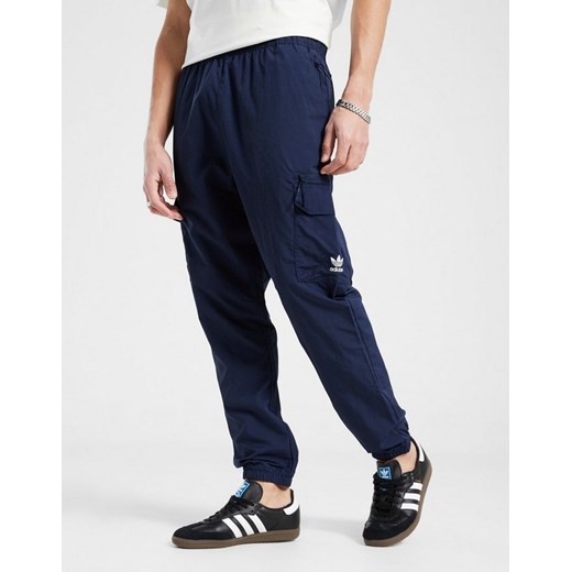 ADIDAS SPODNIE ESS WOVEN CARGO L wyprzedaż JD Sports 