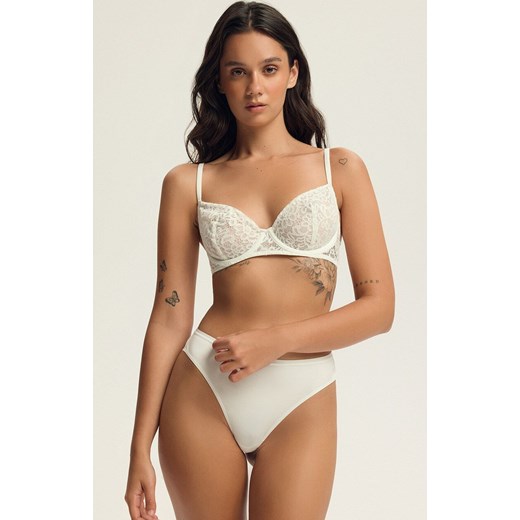 Esotiq biustonosz miękki soft Bloovii Arien 43857-01X, Kolor kremowy, Rozmiar 65C, BLOOVII ze sklepu Intymna w kategorii Biustonosze - zdjęcie 187211088