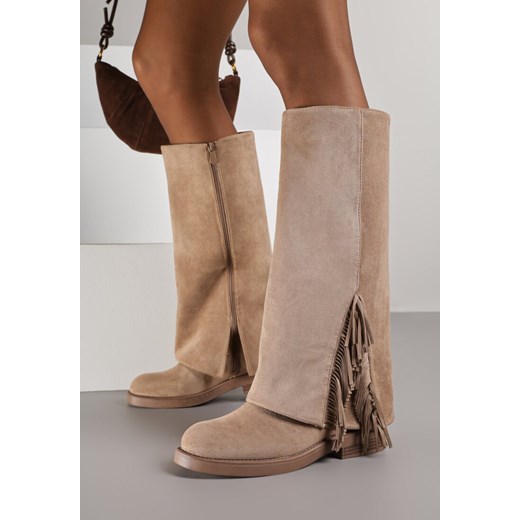 Ciemnobeżowe Kozaki z Wywiniętą Cholewką i Frędzlami Reisela 38 born2be.pl