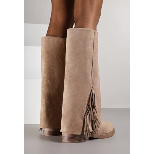 Ciemnobeżowe Kozaki z Wywiniętą Cholewką i Frędzlami Reisela 41 born2be.pl