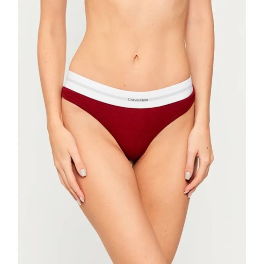 Calvin Klein Underwear Stringi ze sklepu Gomez Fashion Store w kategorii Majtki damskie - zdjęcie 187221358