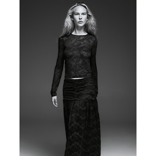 Reserved - Koronkowy longsleeve - bordowy - id: 107IC-83X - marki Reserved - 187222765 Reserved - Koronkowy longsleeve - bordowy ze sklepu Reserved w kategorii Bluzki damskie - zdjęcie 187222765