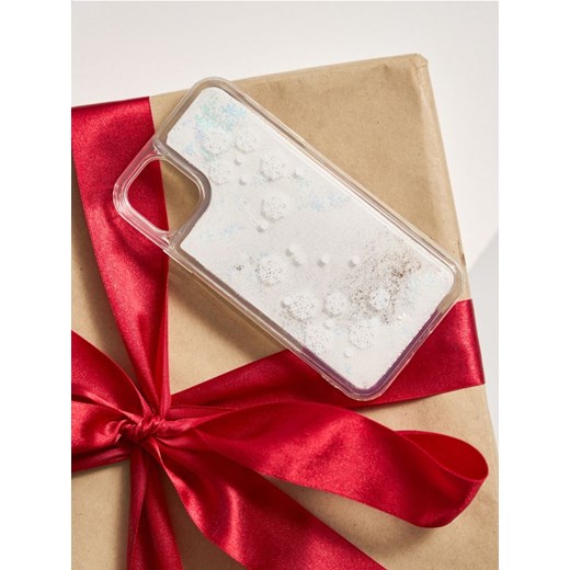 Sinsay - Etui na iPhone 15 z motywem zimowym - biały - id: 615CH-00X - marki Sinsay - 187225498 Sinsay - Etui na iPhone 15 z motywem zimowym - biały ze sklepu Sinsay w kategorii Etui - zdjęcie 187225498