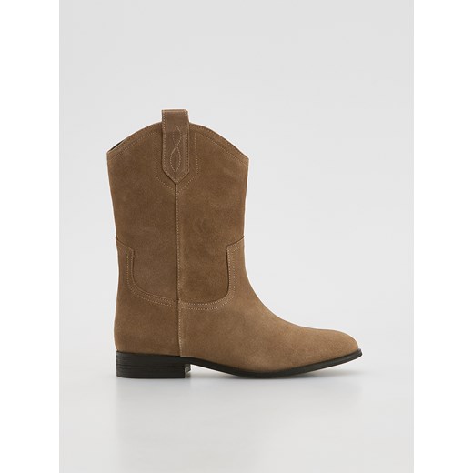 Reserved - Zamszowe botki - beżowy ze sklepu Reserved w kategorii Botki - zdjęcie 187225868