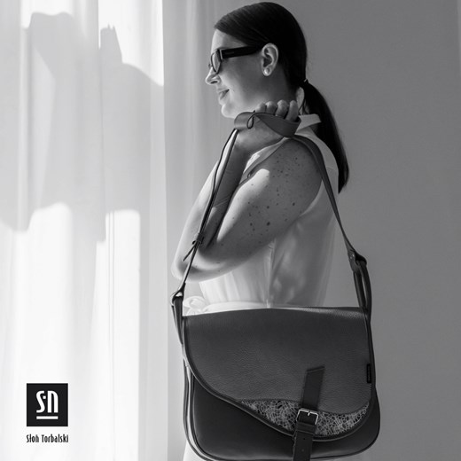 torebka damska skórzana Freshman na ramię listonoszka czarno-zielona Słoń Torbalski promocja Słoń Torbalski