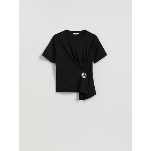 Reserved - T-shirt z ozdobnym detalem - czarny - id: ZQ817-99X - marki Reserved - 187235516 Reserved - T-shirt z ozdobnym detalem - czarny ze sklepu Reserved w kategorii Bluzki damskie - zdjęcie 187235516