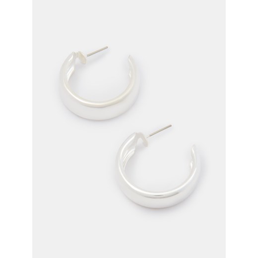 Sinsay - Kolczyki z błyszczącym wykończeniem - srebrny Sinsay One Size Sinsay